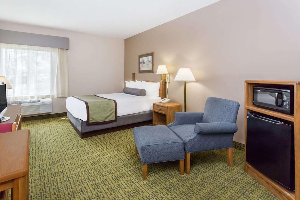 Days Inn & Suites By Wyndham Медісон Екстер'єр фото