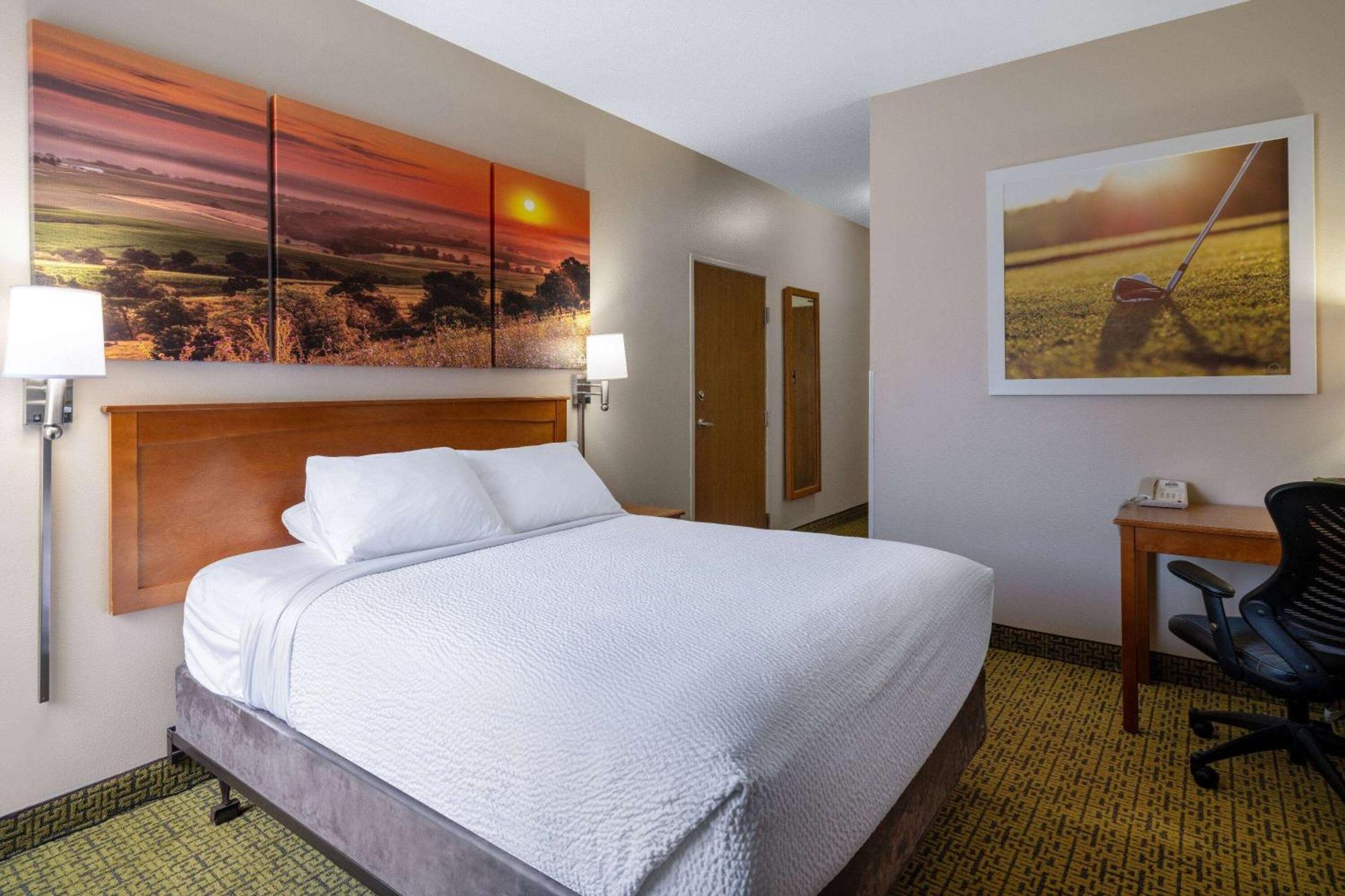 Days Inn & Suites By Wyndham Медісон Екстер'єр фото